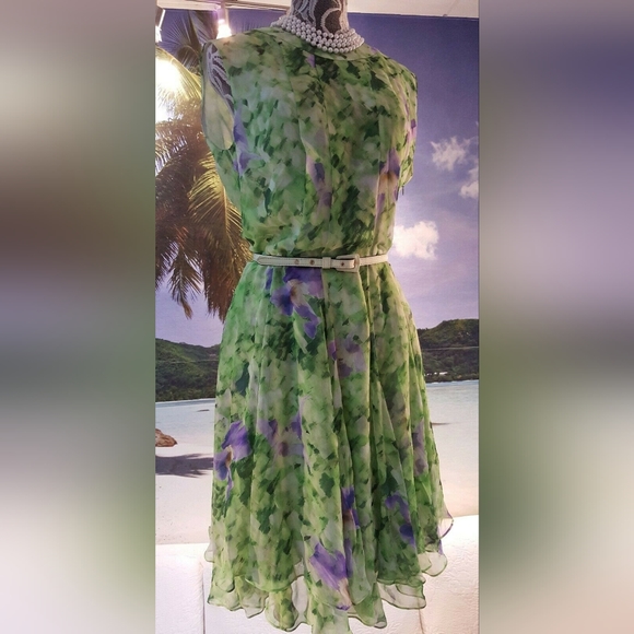 $5,900 NEW OSCAR DE LA RENTA ADOREABLE SILK GREEN IRISES RUNWAY DRESS US 8, 16 - Picture 9 of 16